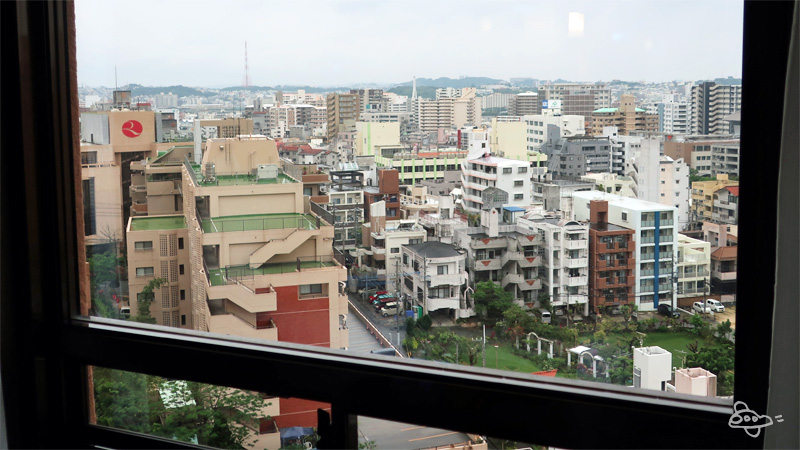 沖縄ハーバービューホテルの窓から見える景色